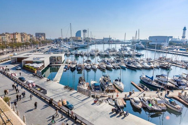 游艇要玩出花來，很難嗎？