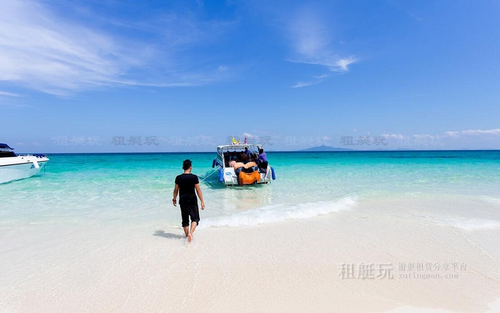 乘游艇玩轉(zhuǎn)普吉——船宿